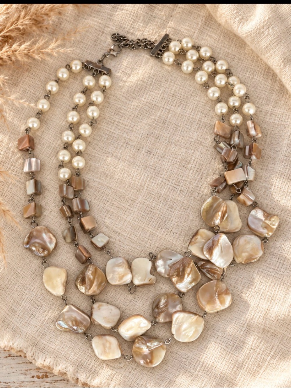 Elegant Multi-Strand Pearl and Shell Statement Necklace - Cream/Tan
